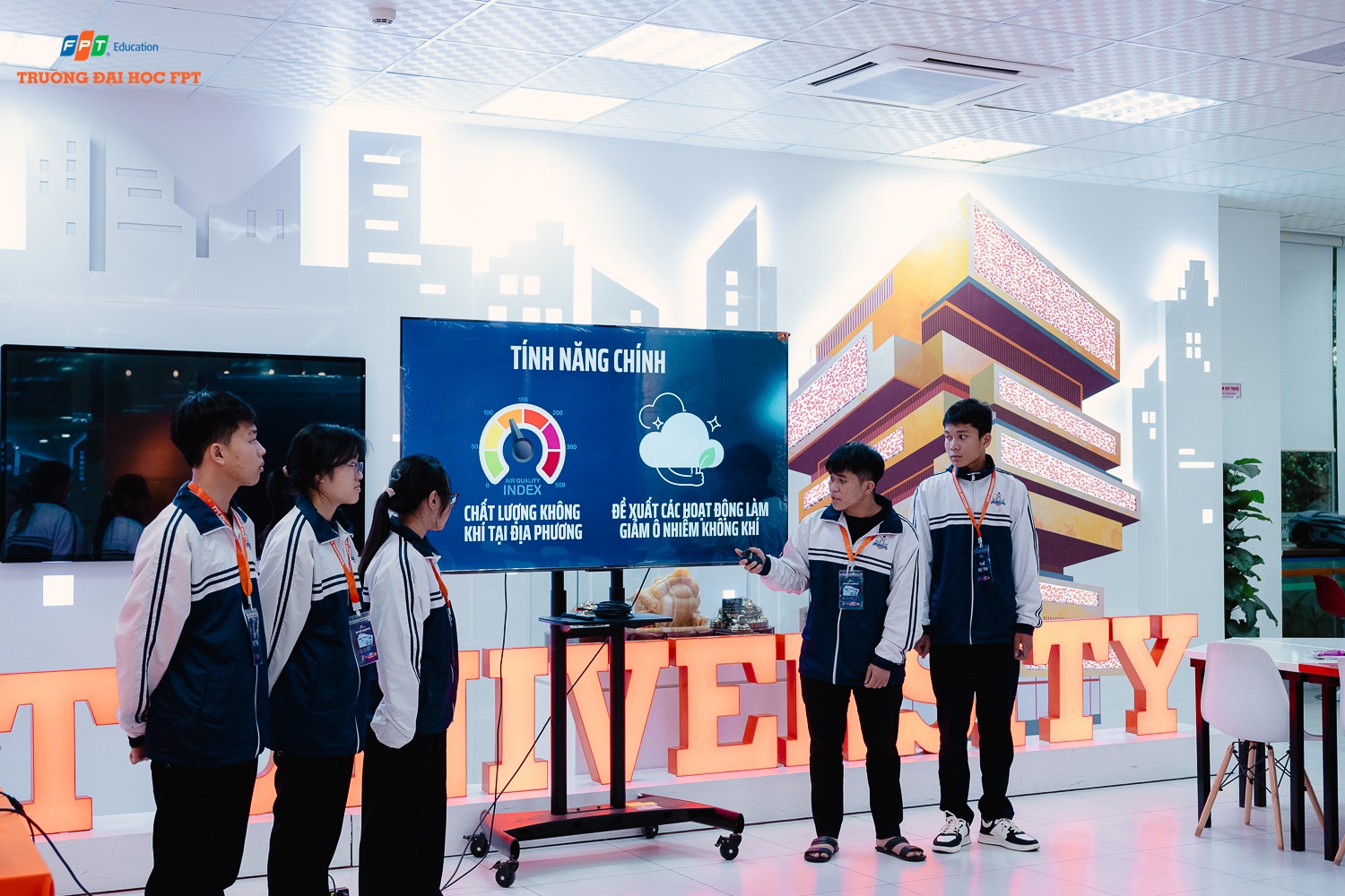 Thí sinh lập trình